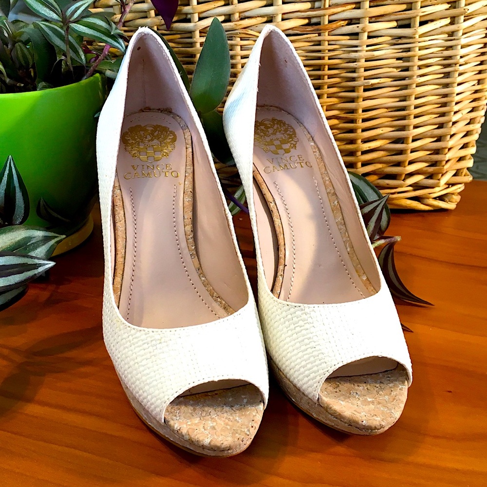 Vince Camuto Ashlynn peep toe pumps